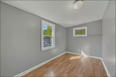 37 S Hickory Avenue, Fox Lake, IL 60020 - Photo 12
