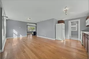 37 S Hickory Ave, Fox Lake, IL 60020 - Photo 10