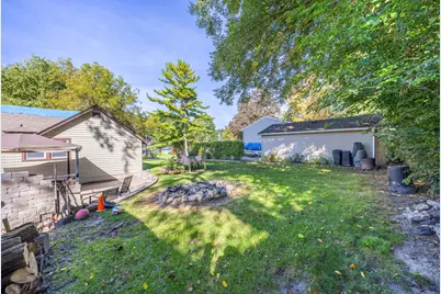 37 S Hickory Avenue, Fox Lake, IL 60020 - Photo 20