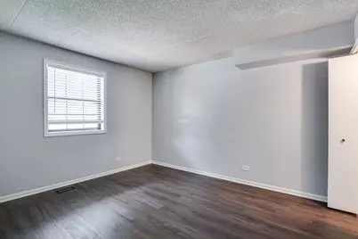 1486 W Jefferson Avenue #D, Naperville, IL 60540 - Photo 12