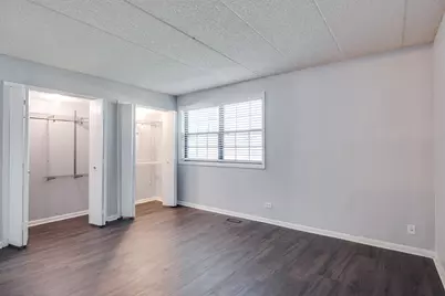 1486 W Jefferson Avenue #D, Naperville, IL 60540 - Photo 8