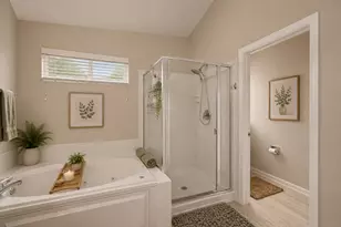 5450 Alexandria Dr, Lake in the Hills, IL 60156 - Photo 16
