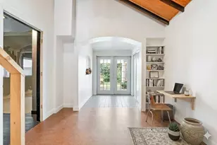 2034 W 18th St, Chicago, IL 60608 - Photo 8