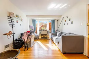 8939 S Blackstone Ave, Chicago, IL 60619 - Photo 8