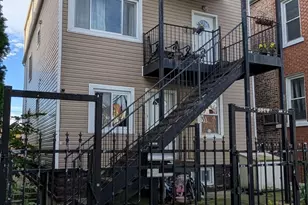 2441 W 46th St, Chicago, IL 60632 - Photo 2