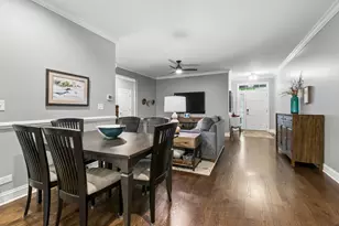 1009 N Auburn Ridge Dr, Palatine, IL 60067 - Photo 6