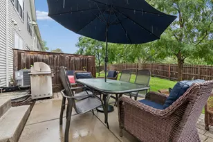 1009 N Auburn Ridge Dr, Palatine, IL 60067 - Photo 22