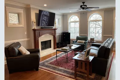 3644 N Fremont Street #3, Chicago, IL 60613 - Photo 2