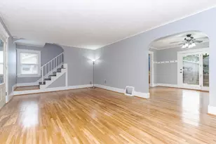 510 Kreitzer Ave, Bloomington, IL 61701 - Photo 10