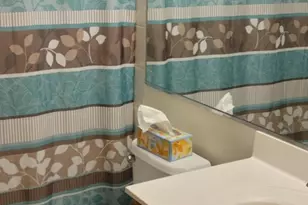7975 Hedgewood Dr, Darien, IL 60561 - Photo 20