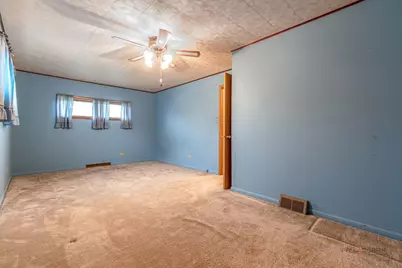2717 Sunset Avenue, Waukegan, IL 60087 - Photo 14