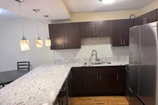 801 S Plymouth Ct, Chicago, IL 60605 - Photo 2