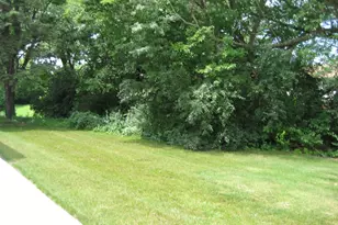 1980 Huntington Blvd, Hoffman Estates, IL 60169 - Photo 14