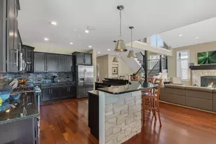 937 N Shore Dr, Crystal Lake, IL 60014 - Photo 16