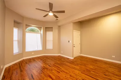 4528 S Prairie Avenue #1, Chicago, IL 60653 - Photo 4