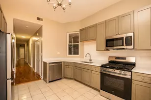 4528 S Prairie Ave, Chicago, IL 60653 - Photo 6