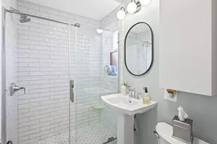 4909 N Janssen Ave, Chicago, IL 60640 - Photo 8