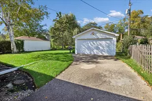 824 N Vail Ave, Arlington Heights, IL 60004 - Photo 18