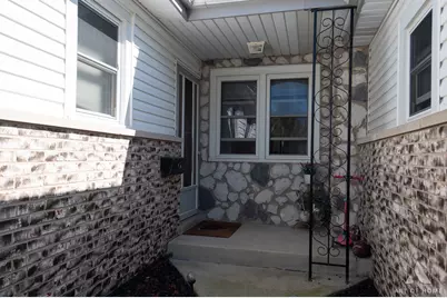 9149 S 89th Avenue, Hickory Hills, IL 60457 - Photo 6