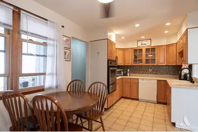 9149 S 89th Avenue, Hickory Hills, IL 60457 - Photo 16