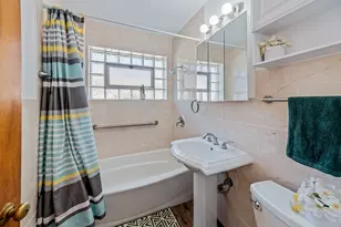 9109 New England Ave, Morton Grove, IL 60053 - Photo 16