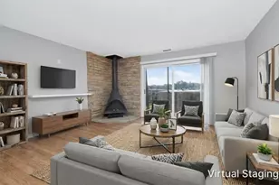 608 Waterford Rd S, Schaumburg, IL 60193 - Photo 2
