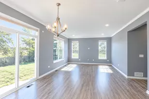 614 Flanagan Dr, Minooka, IL 60447 - Photo 6