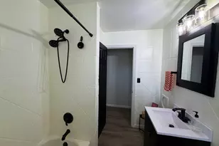 4007 Tonawanda Ave, Rockford, IL 61108 - Photo 12