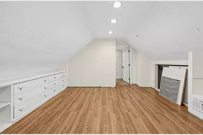 5647 S Keeler Avenue, Chicago, IL 60629 - Photo 16