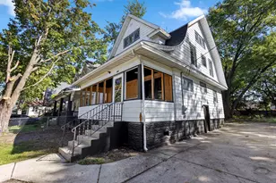 1023 N Winnebago St, Rockford, IL 61103 - Photo 2