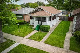 1427 S 21st Ave, Maywood, IL 60153 - Photo 14