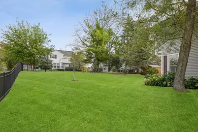 860 Saugatuck Trail, Vernon Hills, IL 60061 - Photo 46