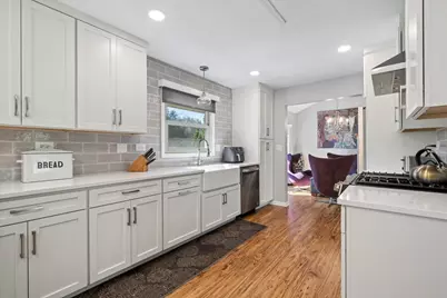 197 Sheffield Lane, Vernon Hills, IL 60061 - Photo 14