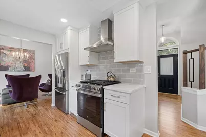 197 Sheffield Lane, Vernon Hills, IL 60061 - Photo 16
