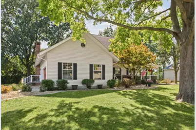 703 Surrey Road, Monticello, IL 61856 - Photo 4