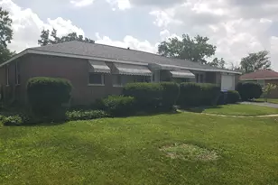 20821 Dogwood St, Deerfield, IL 60015 - Photo 2