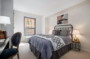 160 E Illinois St, Chicago, IL 60611 - Photo 10