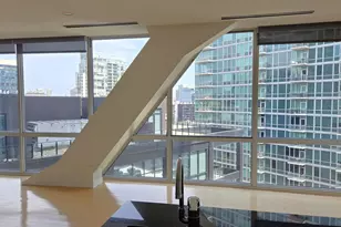 510 W Erie St, Chicago, IL 60654 - Photo 10