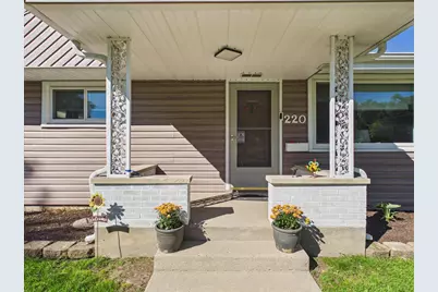 220 Fairview Boulevard, Rockford, IL 61107 - Photo 4