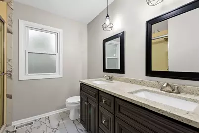 230 Saint Andrews Drive, Bolingbrook, IL 60440 - Photo 10