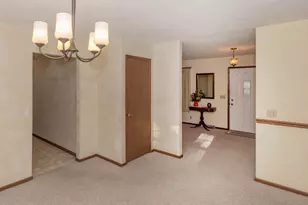 727 Blackbird Ct, Geneseo, IL 61254 - Photo 8