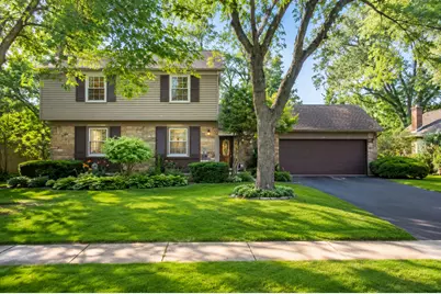 933 Country Lane, Buffalo Grove, IL 60089 - Photo 1