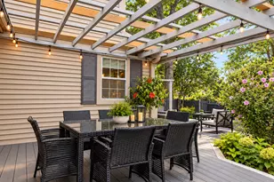 933 Country Ln, Buffalo Grove, IL 60089 - Photo 34