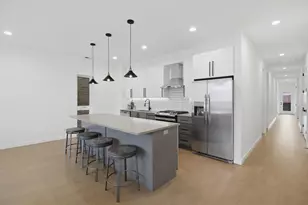 5824 N Lincoln Ave, Chicago, IL 60659 - Photo 2