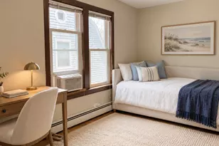 1018 Oakwood Ave, Wilmette, IL 60091 - Photo 14