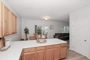 2 Terrace Ln, Lake Zurich, IL 60047 - Photo 8