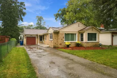 2250 Corona Road, Waukegan, IL 60087 - Photo 2