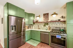 1410 W Sherwin Ave, Chicago, IL 60626 - Photo 10
