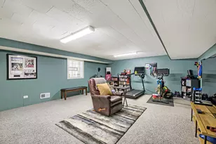 1410 W Sherwin Ave, Chicago, IL 60626 - Photo 14