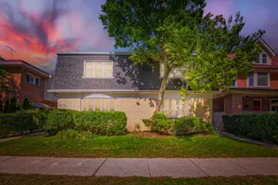 1410 W Sherwin Ave, Chicago, IL 60626 - Photo 28